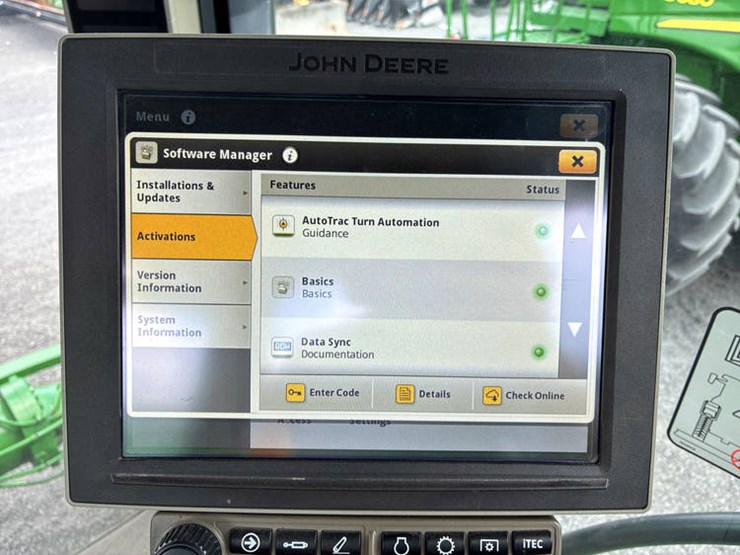 2020-john-deere-8rx-410-image-115