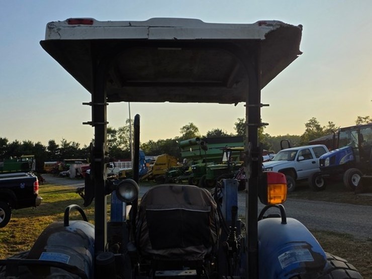 new-holland-tn70-image-20