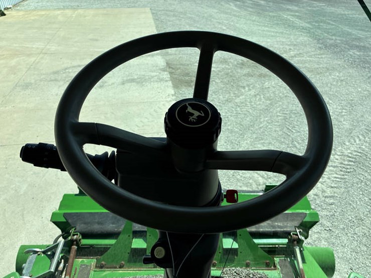 2013-john-deere-s690-image-105