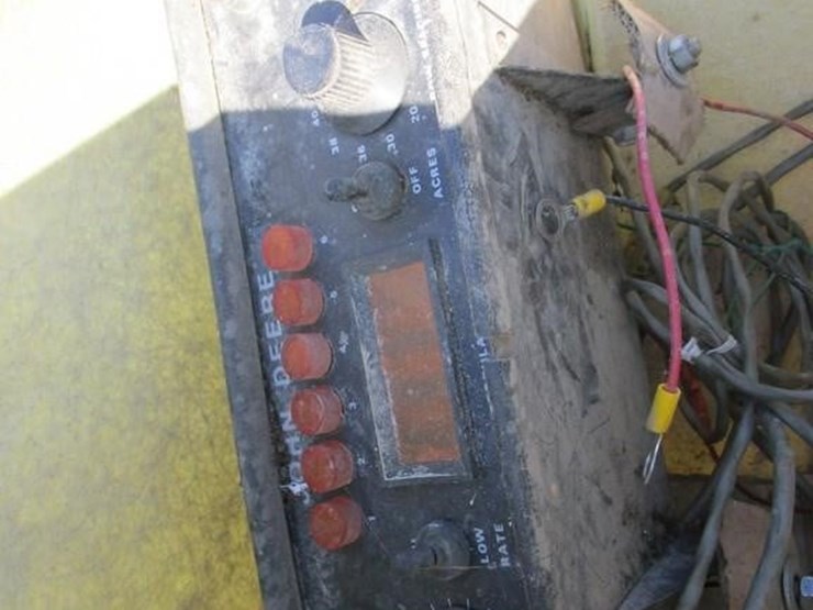 john-deere-7000-image-7