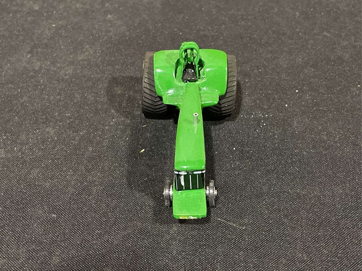 john-deere-8410-image-10