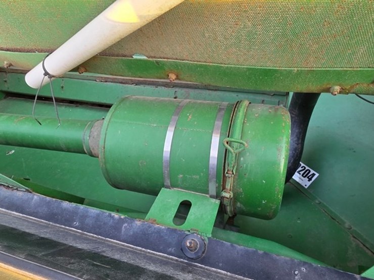 john-deere-4420-image-43