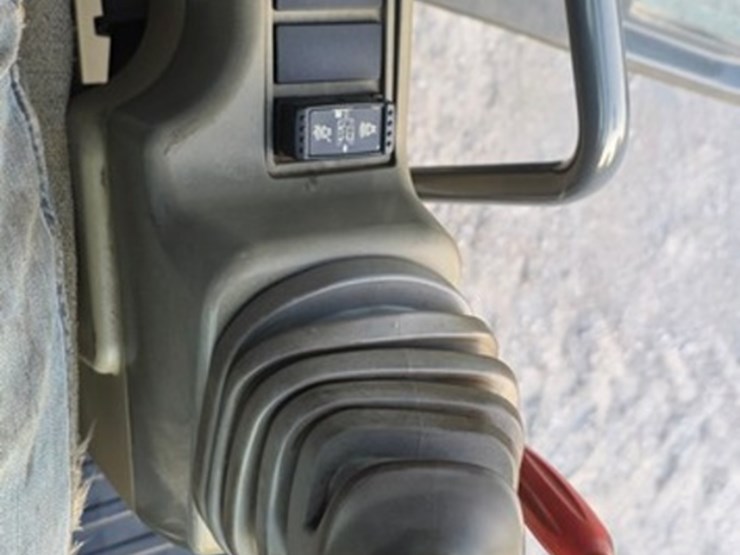 2013-deere-160g-lc-image-78