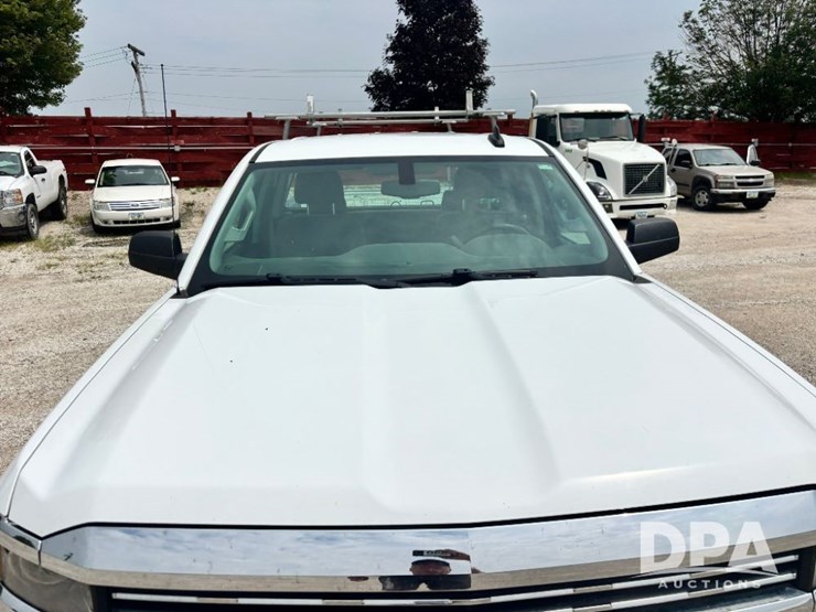 2015-chevrolet-2500hd-image-16
