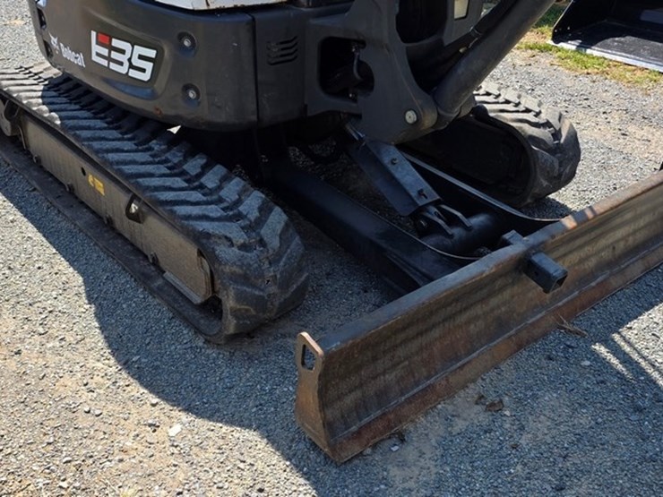2020-bobcat-e35i-image-28
