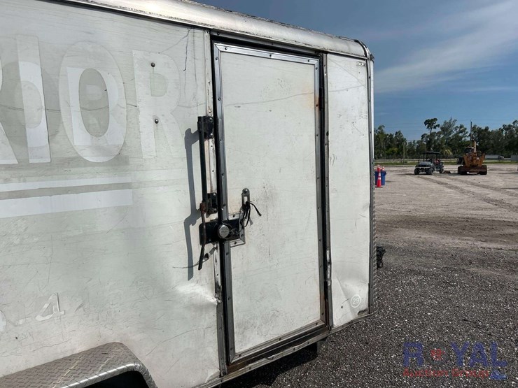 2002-kendall-12ft-enclosed-t/a-trailer-image-8