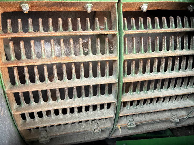 2014-john-deere-s690-image-61