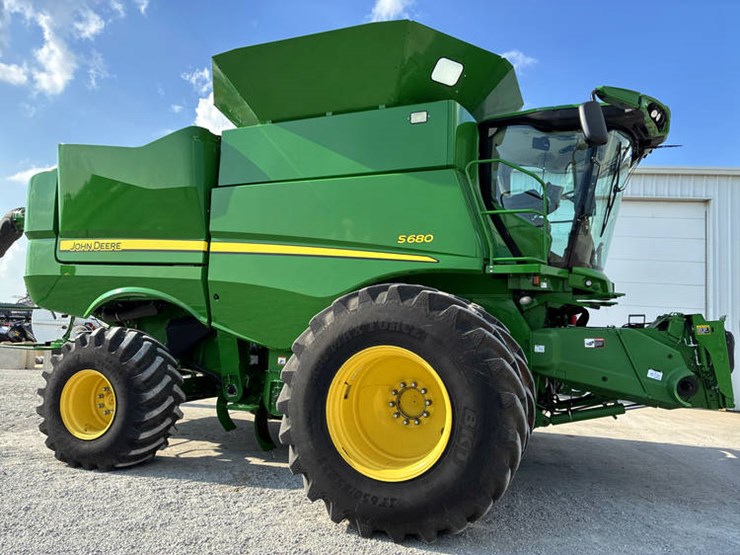 2016-john-deere-s680-image-1