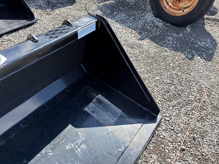 #113153-•-industrias-america-66"-skidsteer-bkt-image-3