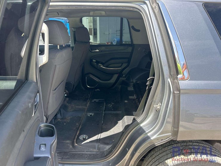 2018-chevrolet-tahoe-image-23