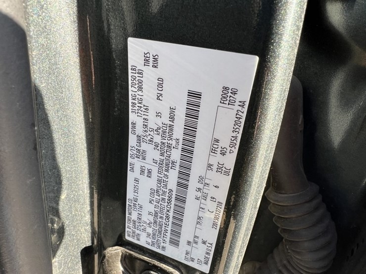 2015-ford-f150-xlt-image-10