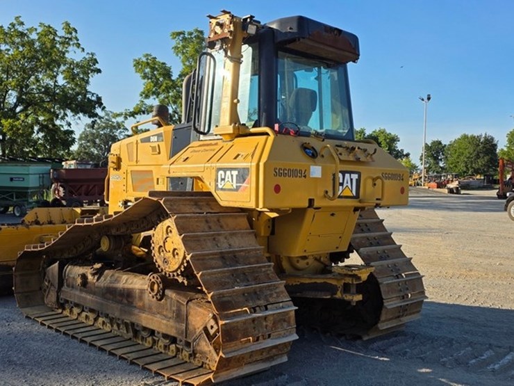 2019-caterpillar-d6n-lgp-image-4