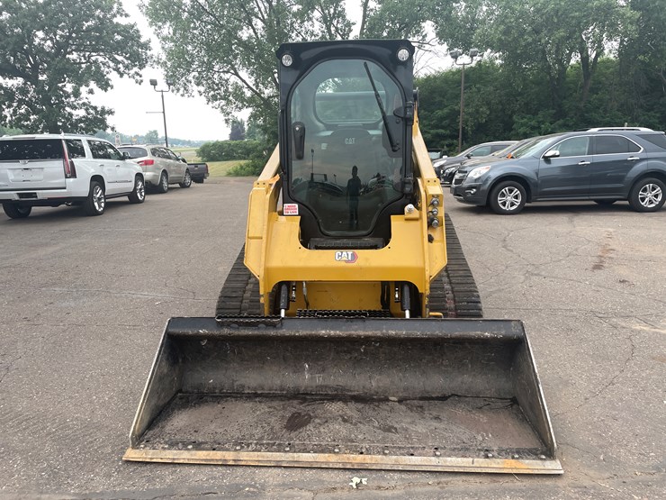 2019-caterpillar-259d3-image-6