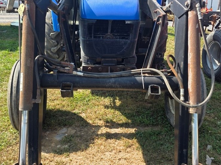 new-holland-ts100-image-37