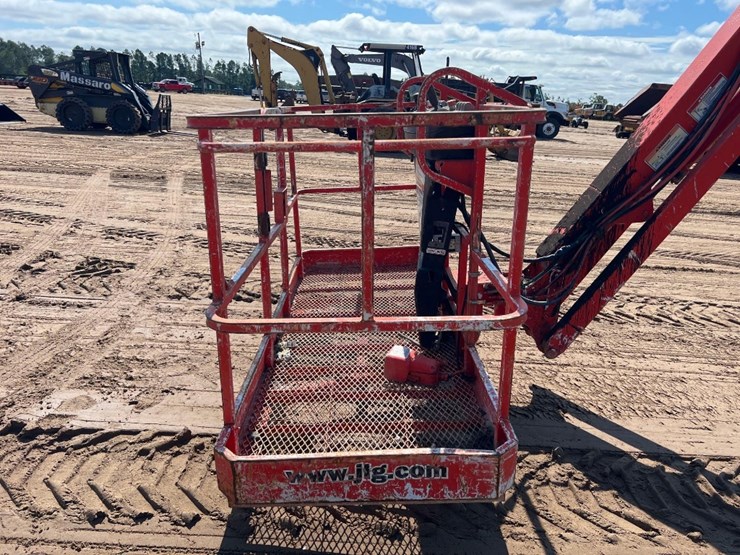 2000-jlg-800a-image-24