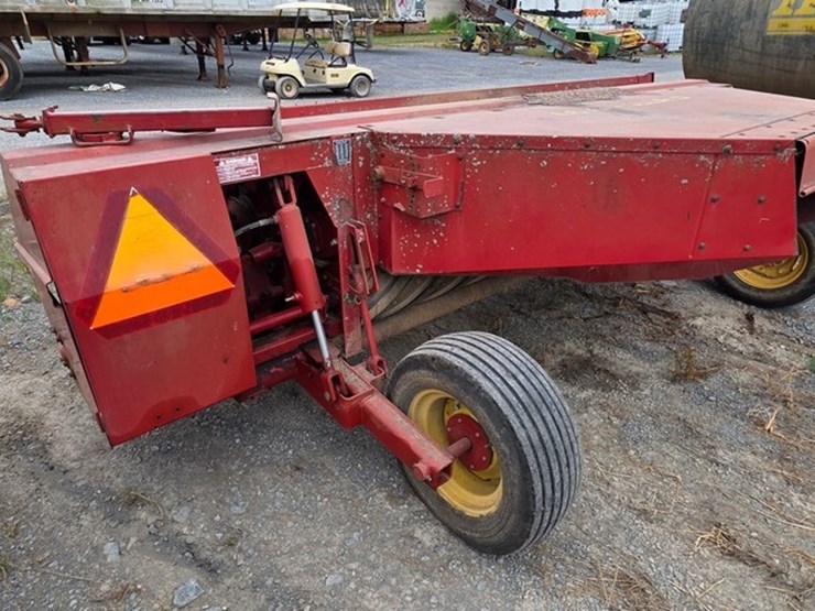 new-holland-489-image-3