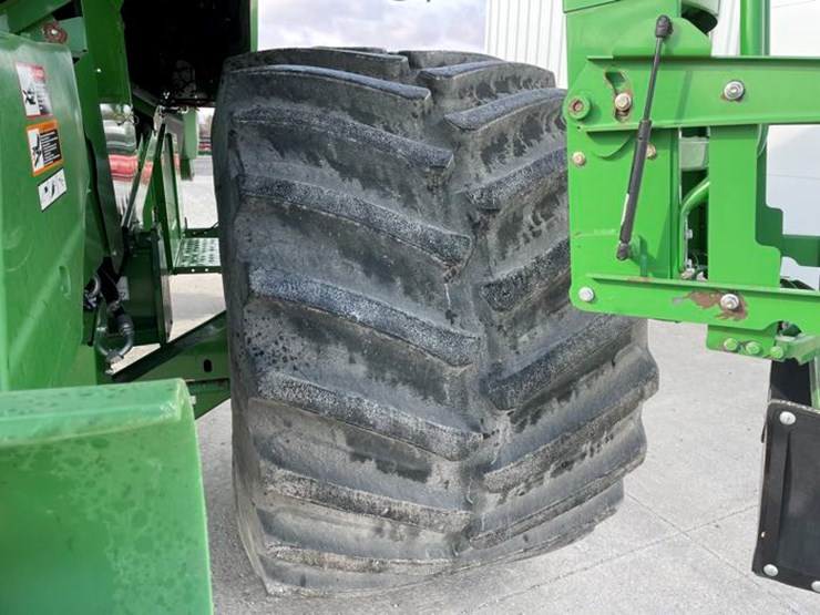 2017-john-deere-s680-image-30