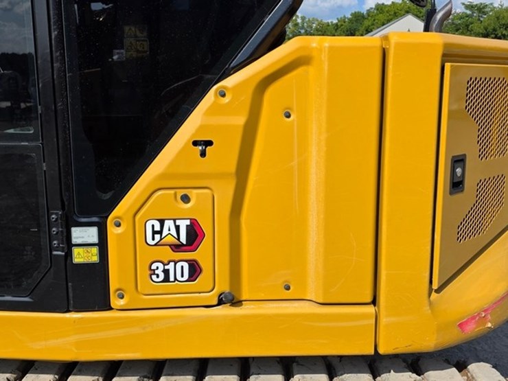 2023-caterpillar-310-image-19