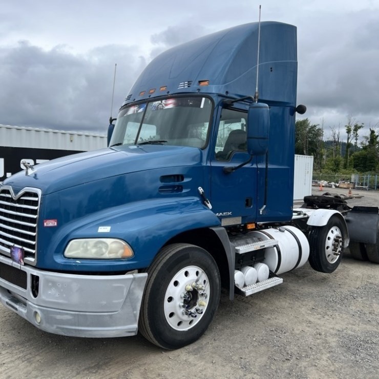 2010 Mack CXU613 Tri-Axle Truck Tractor