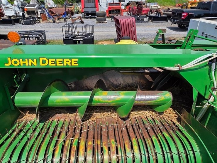 john-deere-348-image-8