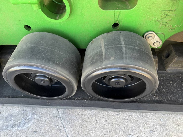 2020-john-deere-9470rt-image-16