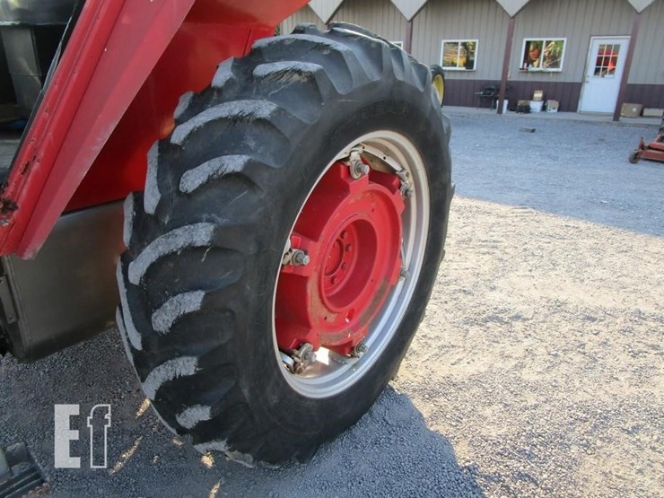 massey-ferguson-1085-image-11