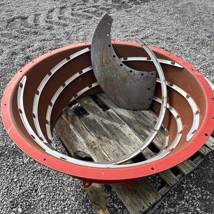#113171 • CIH FLASSHIP ROTOR CONE/MISC PARTS