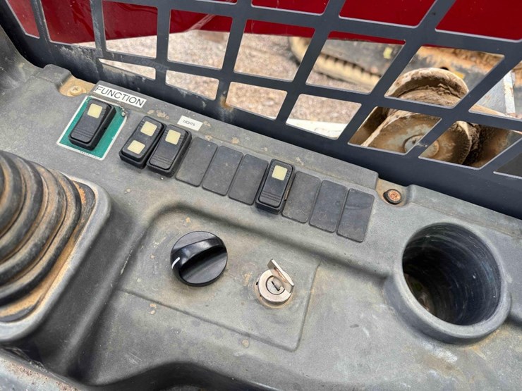 takeuchi-tl12v2-image-16