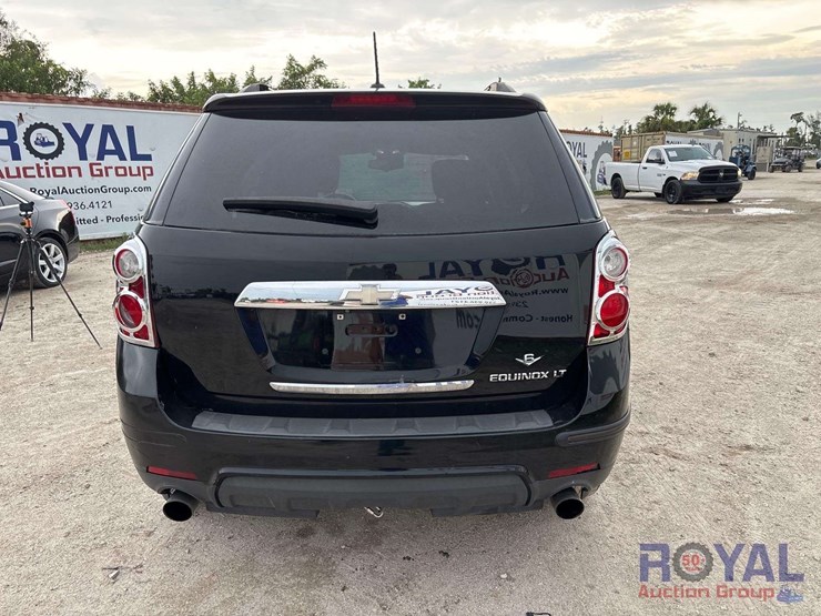 2015-chevrolet-equinox-image-25