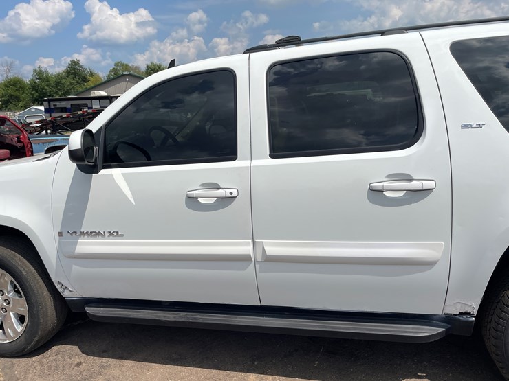 2007-gmc-yukon-xl-image-29