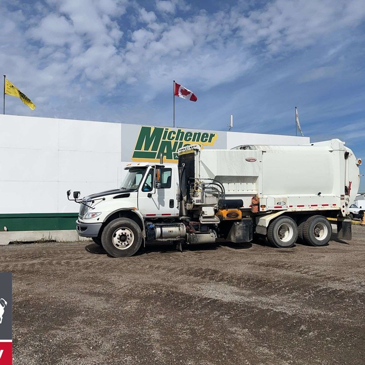 2016 INTERNATIONAL WORKSTAR 7400