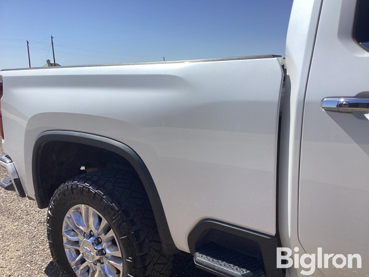 2020-chevrolet-silverado-2500-image-12