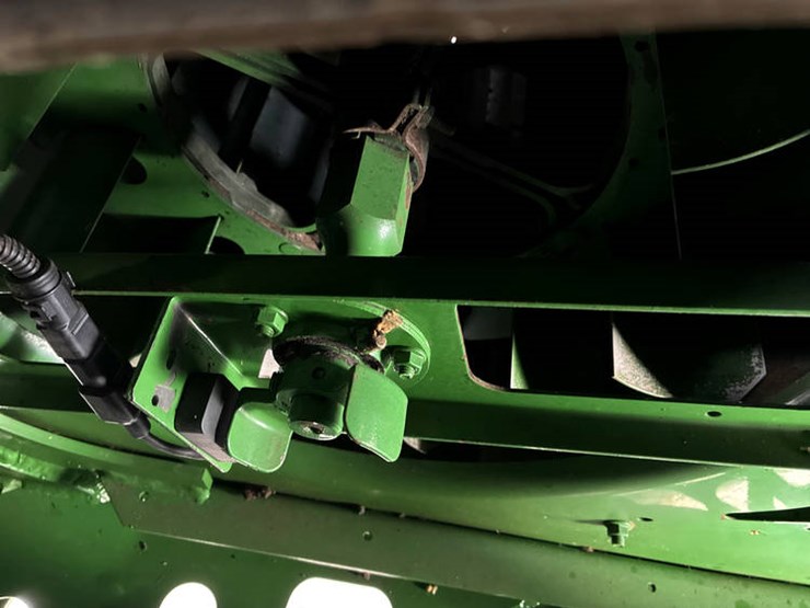 2016-john-deere-s680-image-75