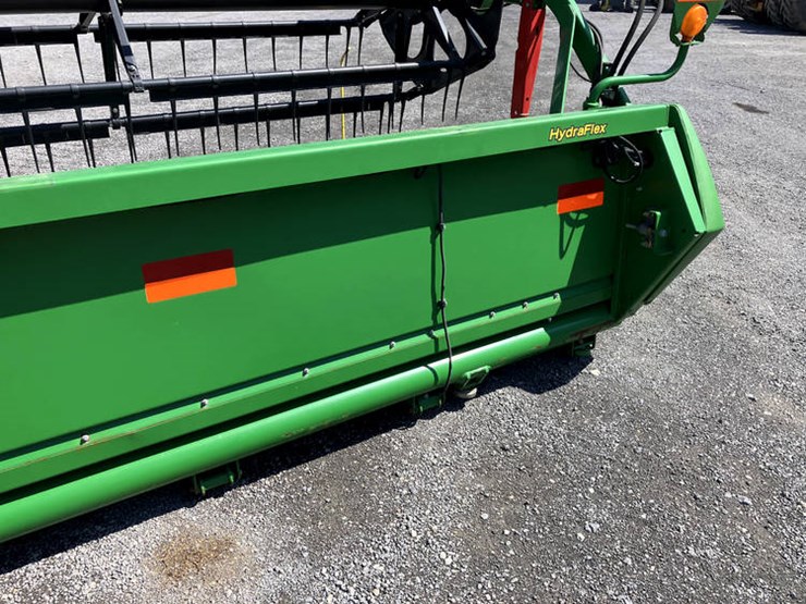 2015-john-deere-635f-image-16