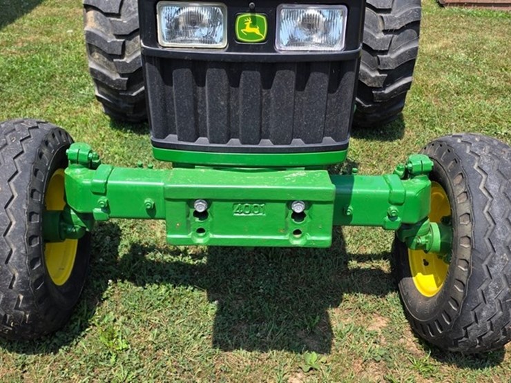 john-deere-5203-image-33