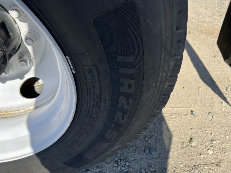 1998-ford-l8501-image-21