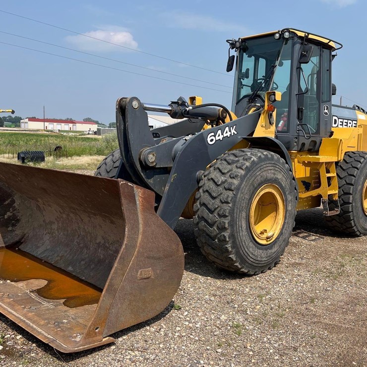 DEERE 644
