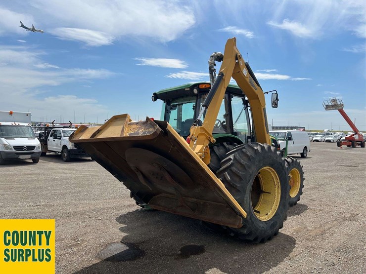 2012-john-deere-5115m-image-3