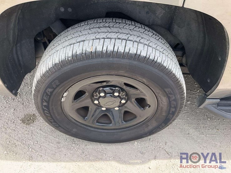 2018-chevrolet-tahoe-image-25