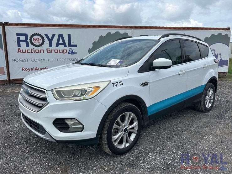 2017-ford-escape-image-1