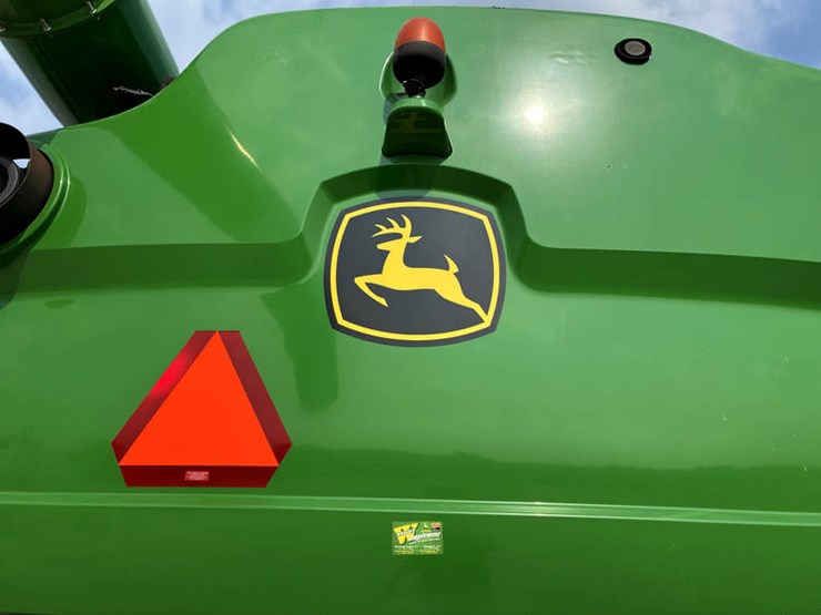 2014-john-deere-s690-image-23