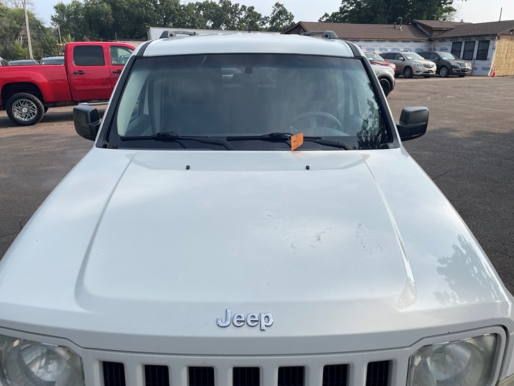 2008-jeep-liberty-sport-image-9