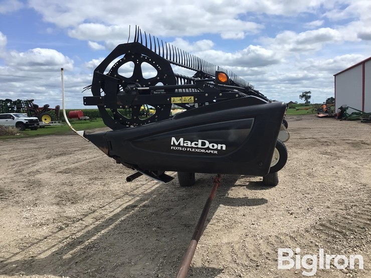 2015-mac-don-fd75-image-8