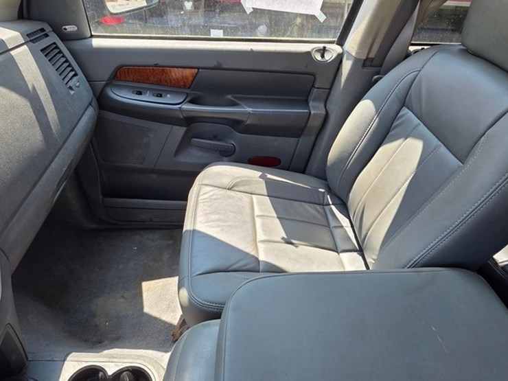 2006-dodge-ram-3500-image-66