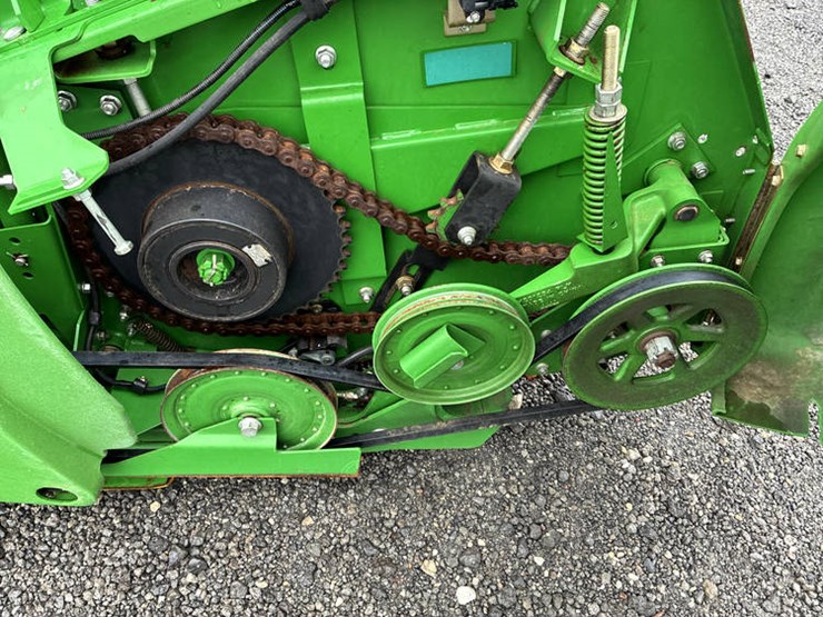 2013-john-deere-635f-image-34