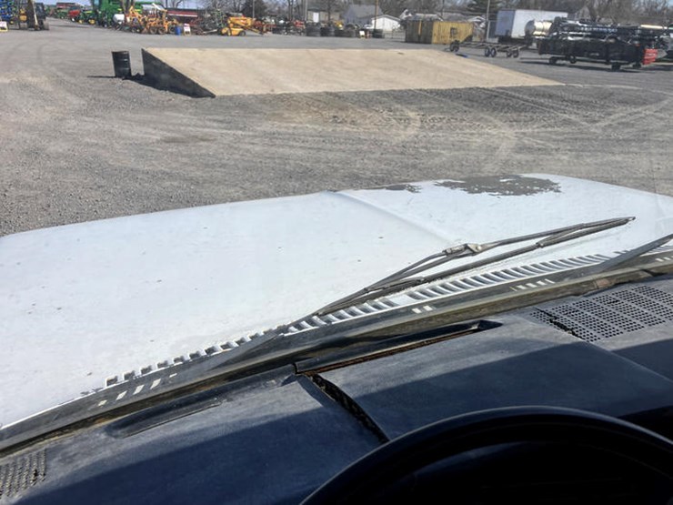 #111477-•-1988-gmc-lime-truck-#v532251-image-40