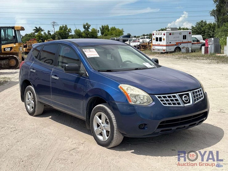 2010-nissan-rogue-image-2