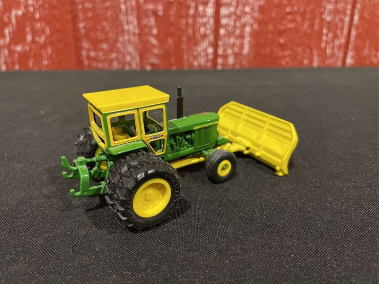 john-deere-4520-image-5
