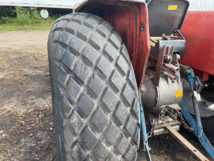 massey-ferguson-245-image-10