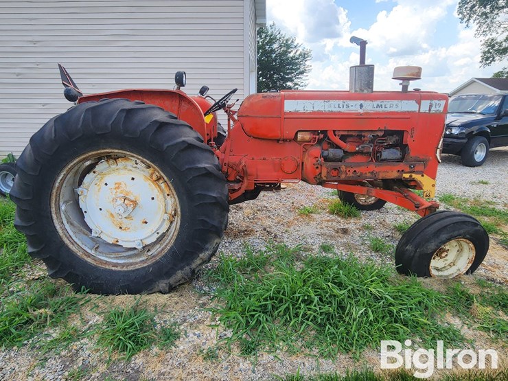1965-allis-chalmers-d19-image-4